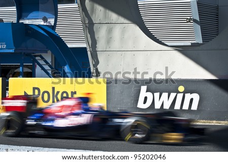 JEREZ, SPAIN - FEBRUARY 8 - Daniel Ricciardo test driving his new Scuderia Torro Rosso in the first F1 test, Wednesday 8th February 2012.