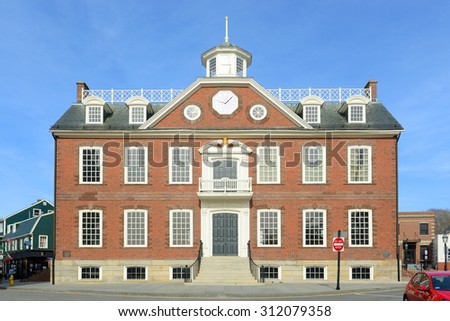 Old Colony House, built in 1741, was served as meeting place for the colonial legislature. This house now is a National Historic Landmark at Washington Square in downtown Newport, Rhode Island, USA.