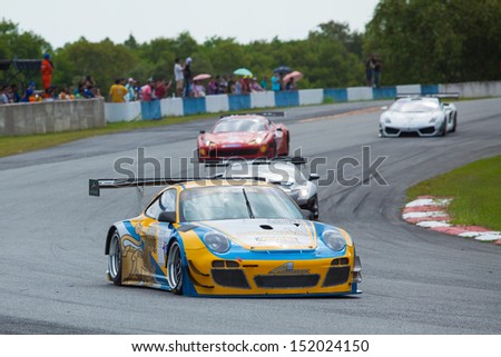 PATTYA, THAILAND-AUG.18 : Group of racing car in Super car class1 round 4 during the Thailand Super Series 2013 Round 3-4 at Bira International Circuit on August 18, 2013 in Pattaya, Thailand