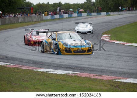PATTYA, THAILAND-AUG.18 : Group of racing car in Super car class1 round 4 during the Thailand Super Series 2013 Round 3-4 at Bira International Circuit on August 18, 2013 in Pattaya, Thailand