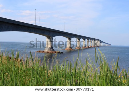 Confederation bridge connecting New Brunswick to Prince Edward Island