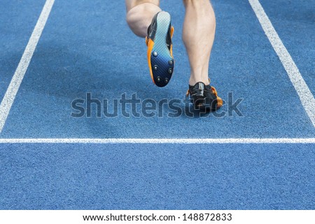 Sprinter starts the race