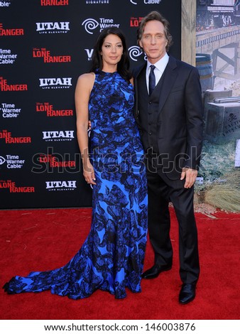 LOS ANGELES - JUN 22:  William Fichtner & wife Kymberly arrives to the 'The Lone Ranger' Hollywood Premiere  on June 22, 2013 in Hollywood, CA