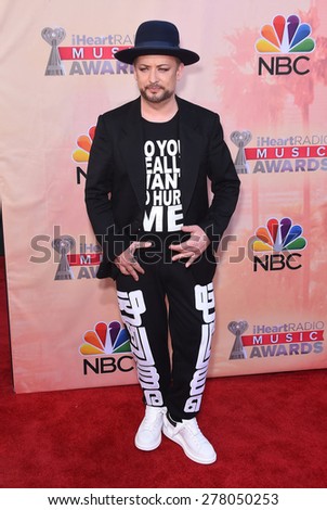 LOS ANGELES - MAR 29:  Boy George arrives to the 2015 iHeartRadio Music Awards  on March 29, 2015 in Hollywood, CA