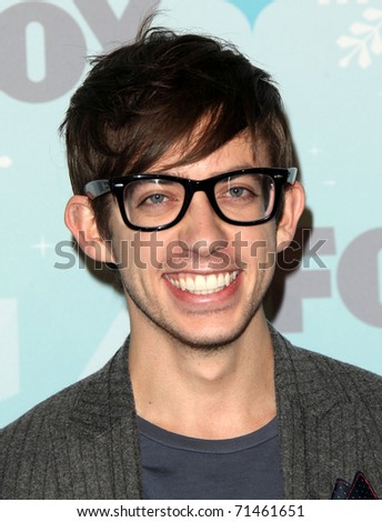 PASADENA, CA - JAN 11:  Kevin McHale arrives at the FOX All-Star Party  on January 11, 2011 in Pasadena, CA