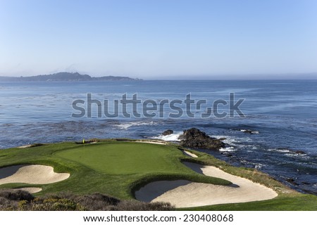 PEBBLE BEACH, CALIFORNIA - SEPTEMBER 23, 2014 : The public golf course of Pebble Beach, near Monterey, California, USA,   september 23, 2014,  in  Monterey, California, USA.
