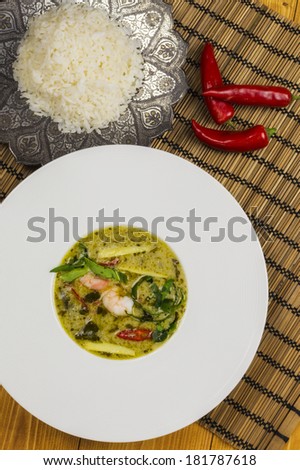 Thai green prawn curry