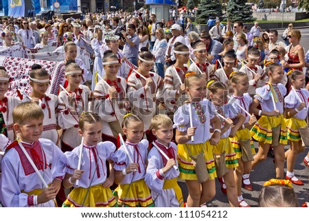 KIEV, UKRAINE - AUGUST 24: Ukraine Independence Day. Independence Square - Kiev central square, Ukraine, August 24, 2012. Ukrainian vyshivanok (embroidered shirts) parade. Different regions of Ukraine