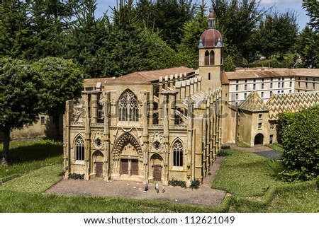 ELANCOURT - JULY 22 : France Miniature - 116 of most spectacular monuments of French national heritage, all modeled on a 1:30 scale, in Elancourt, France on July 22,2012. Saint Antoine Abbey.