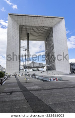 PARIS, FRANCE - MAY 13, 2014: Grand Arch (\