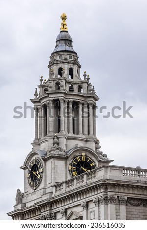 Magnificent St. Paul Cathedral in London. It sits at top of Ludgate Hill - highest point in City of London. Cathedral was built by Christopher Wren between 1675 and 1711.