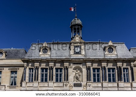 Town Hall (Hotel de Ville; built 1624 - 1670, extended in 1935), Place du Marechal-Foch, Troyes. Troyes is a capital of the Aube department (Champagne region) in north-central France.