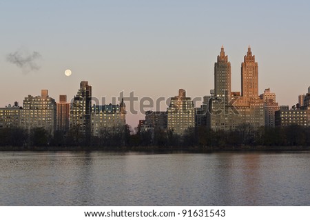 New York City at the reservoir in the early morning