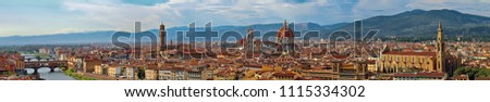 Similar – Foto Bild Panoramablick auf das Stadtbild von Florenz