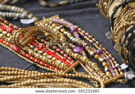 ancient gold jewelry and precious jewels for sale by the antiquary