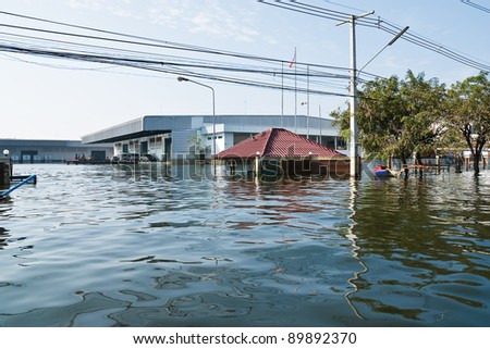 BANGKOK - NOV 25: The damage of the factory in Nava Nakorn Industrial  which is flooded for a period of 1 month - November 25, 2011 at Nava Nakorn Industrial Pathum Thani, Bangkok.