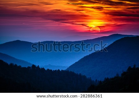 Great Smoky Mountains National Park Scenic Sunset Landscape vacation getaway destination - Gatlinburg Pigeon Forge TN