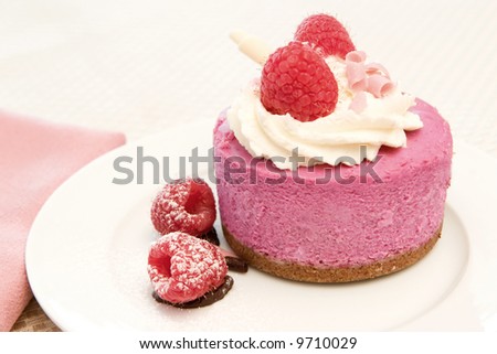 raspberry mousse cake
