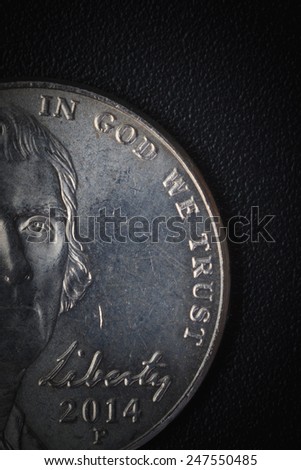 US American coin with wording \