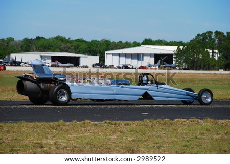 High speed car powered by a jet engine