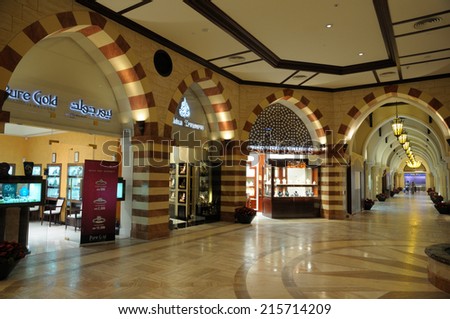 DUBAI, UAE - MAR 12: Gold Souq inside of Dubai Mall, worlds largest shopping mall. March 12, 2010 in Dubai, United Arab Emirates