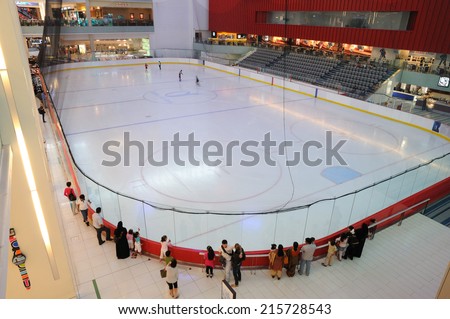 DUBAI, UAE - MAR 4: Ice Rink inside of the Dubai Mall - the biggest mall in the Middle East. March 4, 2010 in Dubai, United Arab Emirates