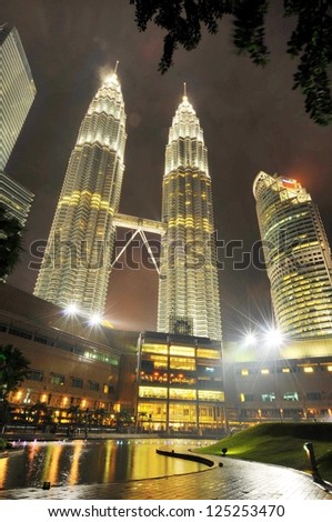 KUALA LUMPUR-OCT-20-2012:View of The Petronas Twin Towers at night on October 20, 2012 in Kuala Lumpur,Malaysia.Petronas Twin Towers are twin skyscrapers and were tallest twin buildings in the world.