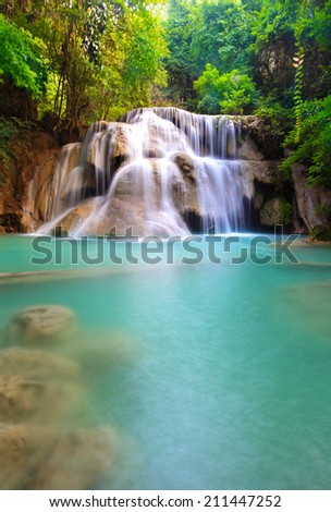 Water fall hua mae kamin Kanchanaburi, Thailand (hua mae kamin waterfall Nation Park)