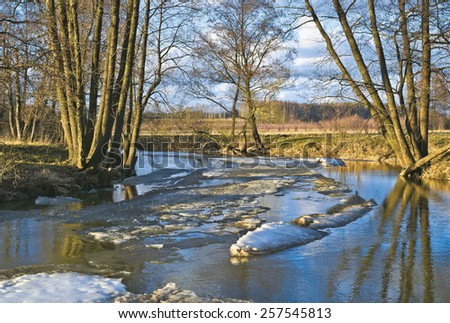 Similar – Foto Bild Frühling Schmelzen Fluss Überschwemmung Luftbild-Panorama. Überlaufwasser im Frühling