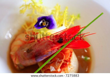 cooked shrimps arrangement in a fancy restaurant