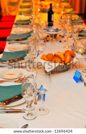 elegant restaurant table