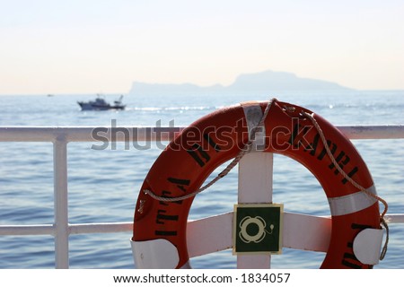 Ring-buoy \