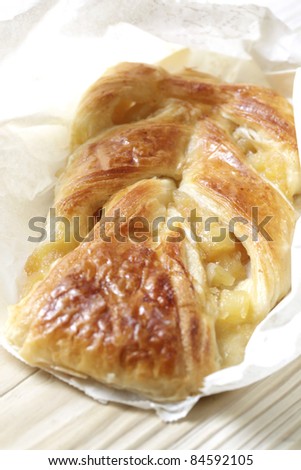 Apple milk bread pastry