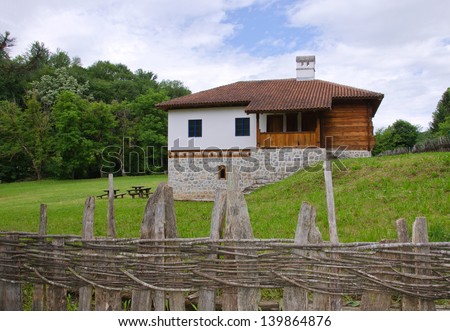 Stone house for rent in the mountain