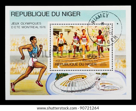 REPUBLIC OF NIGERIA - CIRCA 1976: A stamp printed in REPUBLIC OF NIGERIA shows run, series Olympic Games in Montreal, circa 1976