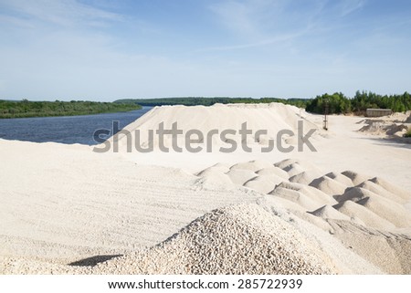 Works to develop a limestone gravel