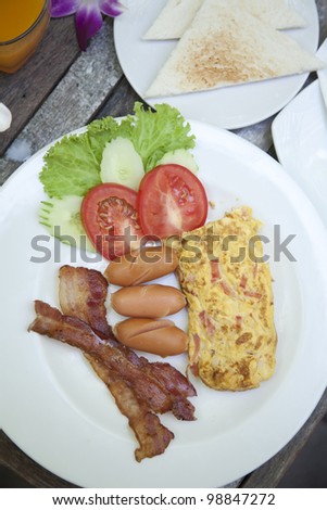 American breakfast, eggs, bacon, coffee