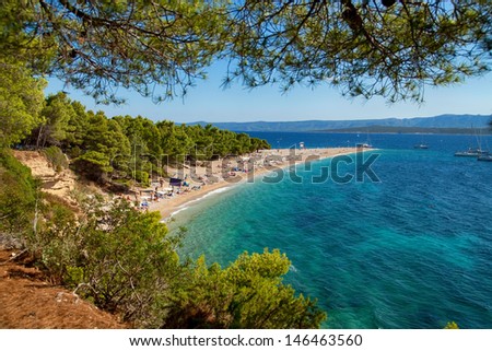 Golden Horn beach. Croatia Zlatni rat (Golden Horn) beach. Bol. Croatia Croatia\'s most spectacular is the vast, golden shingle sandbar, almost 580 yards long, known as the Golden Horn.