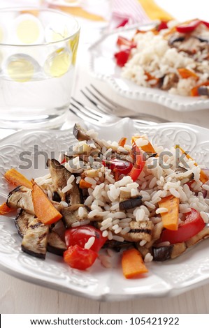 Rice cold salad with grill vegetable