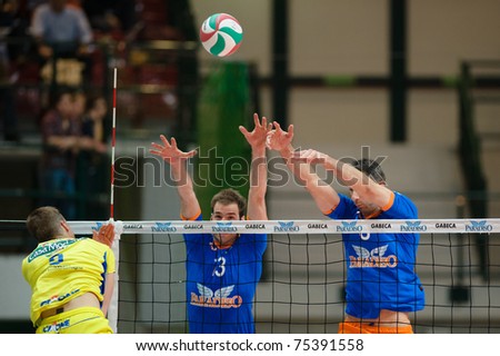 MONZA, ITALY - APRIL 13:  D. Kooy ( Volley Modena)   in Volley Gabeca  Monza ( Blue) vs Volley Modena ( Yellow) -Italian Volley League on  2011 April, 13 in Monza  (Italy)