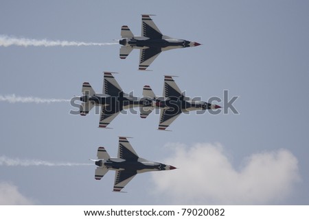 IZMIR,TURKEY – JUNE 06 :america demonstration team ´´ thunderbirds´´  f16 jet makes show  at ´´Airshow Turkey´´ on june 06 2011 in izmir, Turkey,