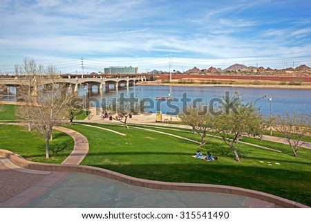 Recreation, Relaxation and outdoor activities along the shore of the Tempe Town Lake in Arizona
