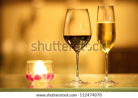 Champagne and wine waiting to be served by guests in a restaurant
