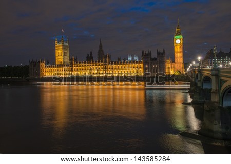Big Ben and House of Parliament at River Thames International Landmark of London England at Dusk - UK
