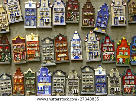 model houses, fridge magnets