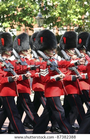 LONDON - JUNE 17: Queen\'s Soldiers at Queen\'s Birthday Parade on June 17, 2006 in London, England. Queen\'s Birthday Parade take place to Celebrate Queen\'s Official Birthday in every June in London.