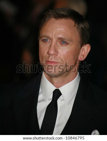 Daniel Craig arrives at the world premiere of \