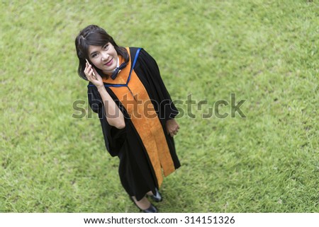 woman is graduated bachelor degree from a university famous in thailand