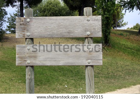 Wooden signposts to put your Text