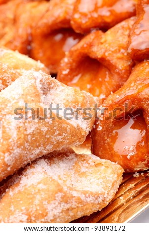 Honey and sugar confectionery